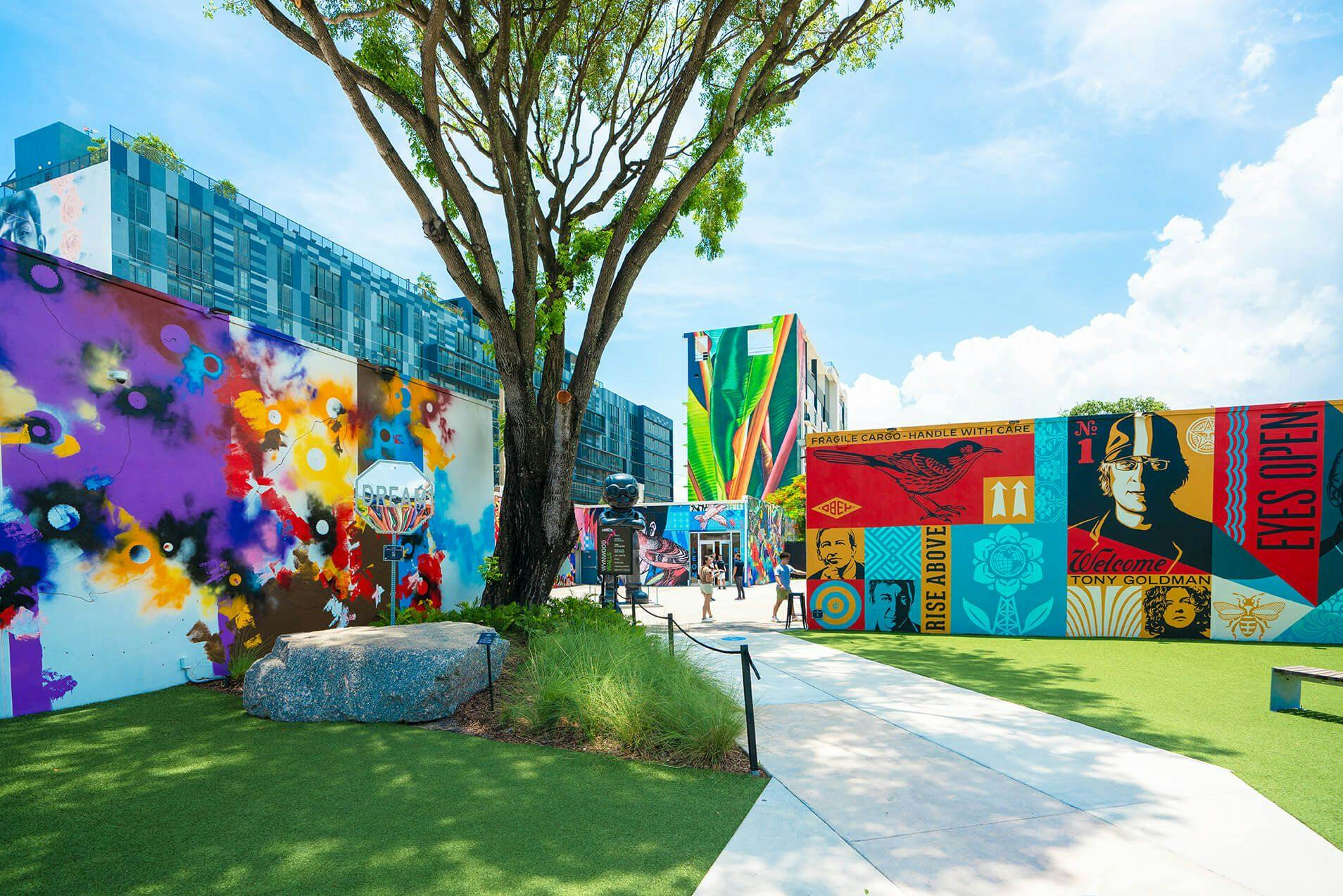 neighborhood mural art in Miami